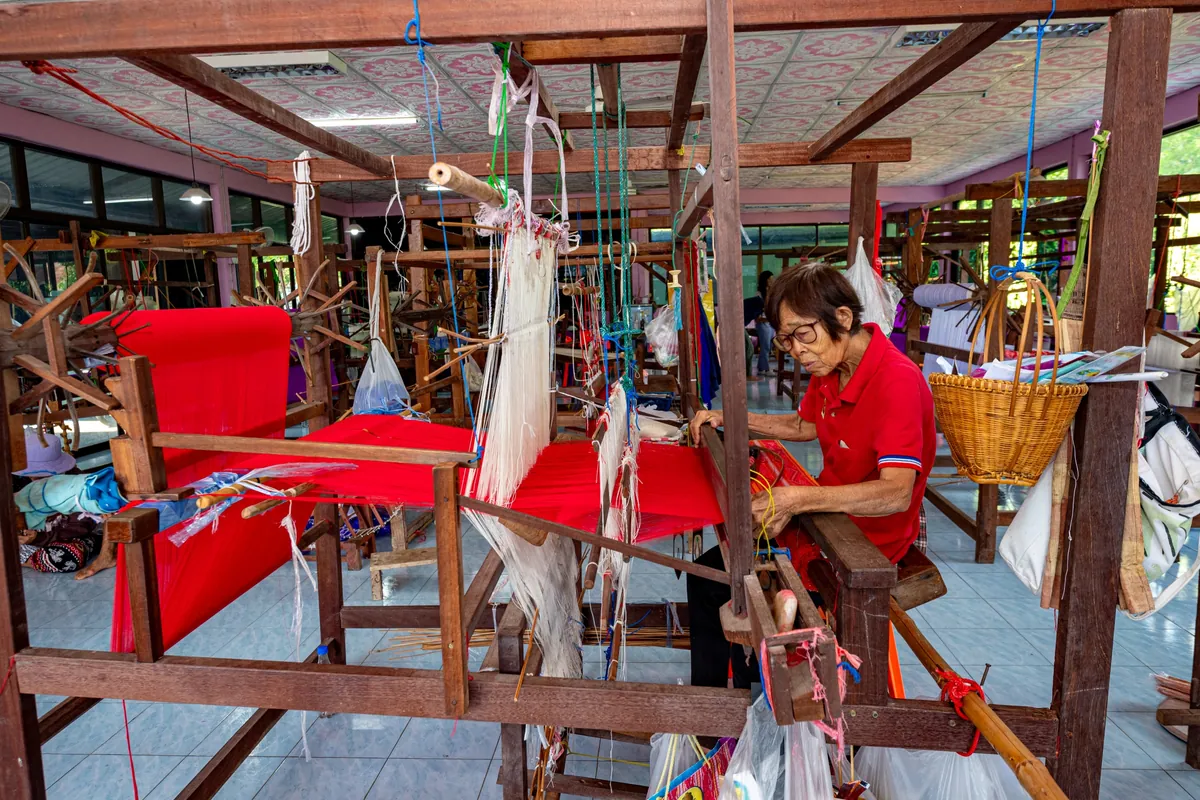 Ban Khok Mo Local Weaving Center — photo 3