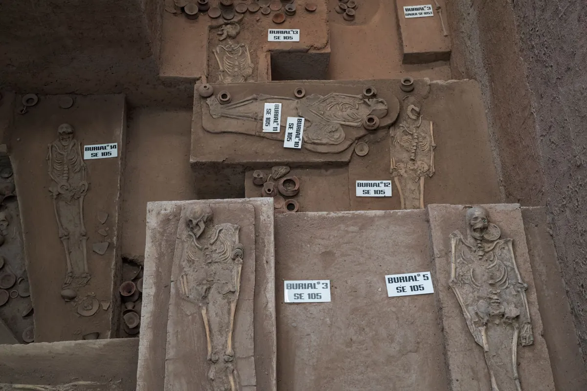 Ban Prasat Archaeological Site — photo 2