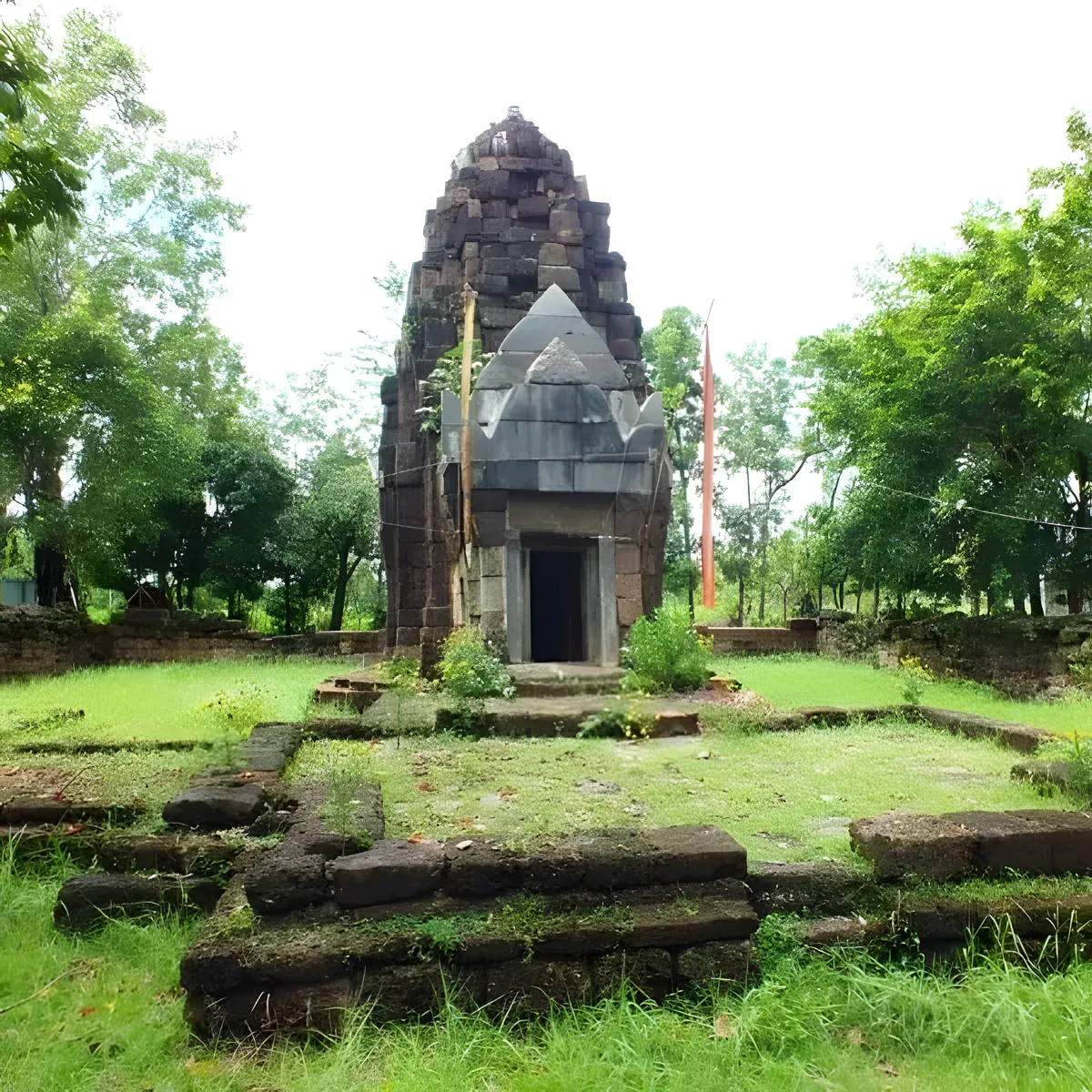 Ban Samo Khmer Ruins