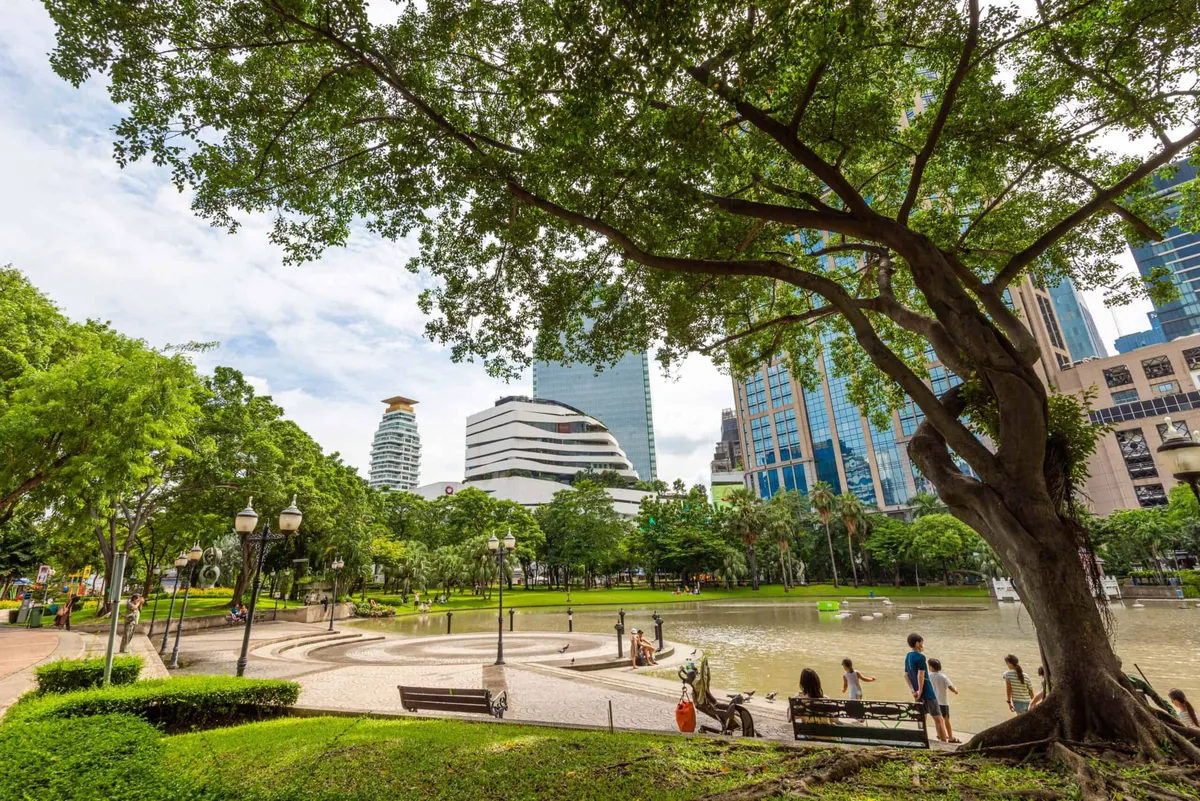 Benchasiri Park