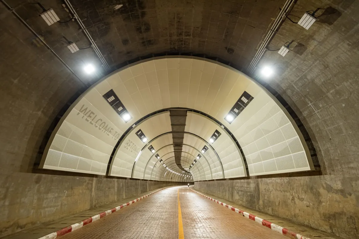 Betong Mongkhonrit Tunnel — photo 2