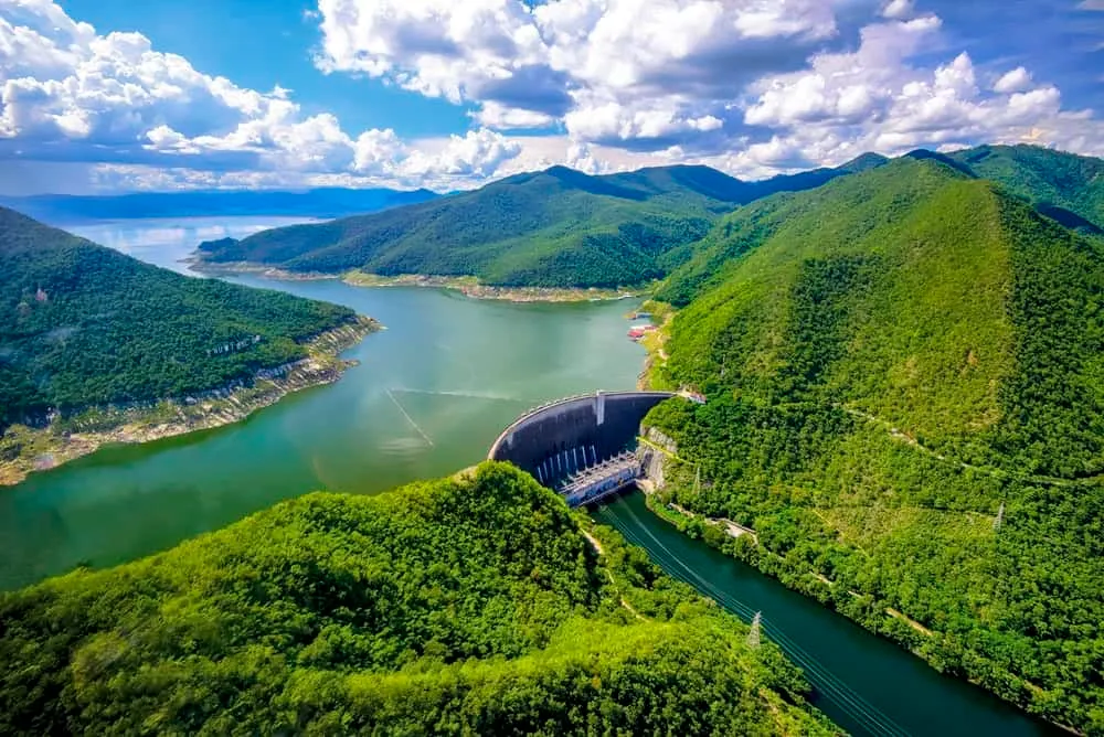Bhumibol Dam (Yanhi Dam)