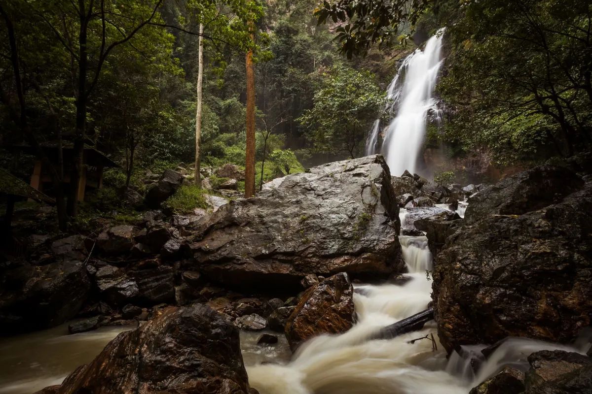 Chaloem Phrakiat Rama IX Waterfall — photo 2