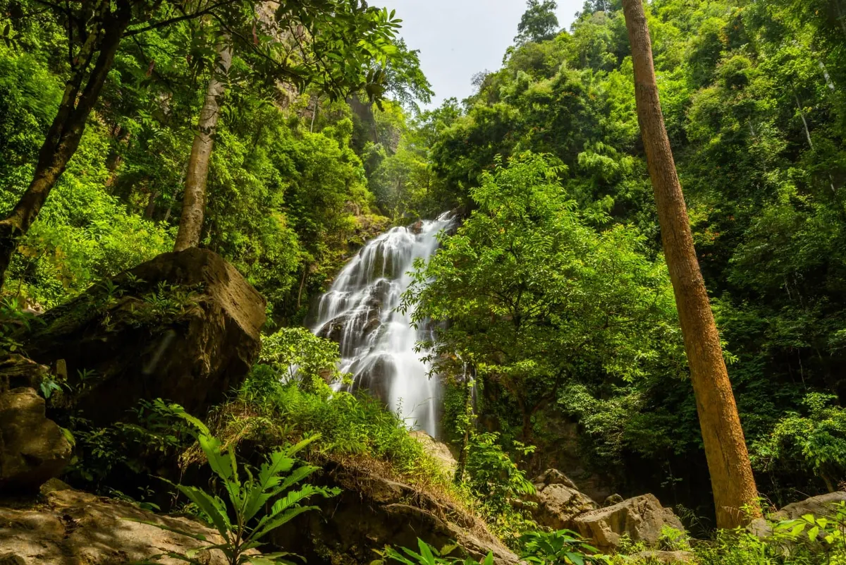 Chaloem Phrakiat Rama IX Waterfall