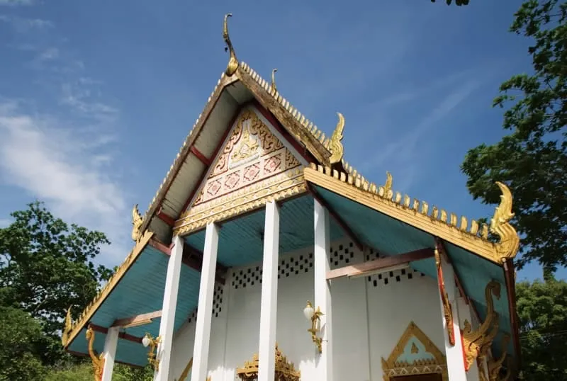 Chaofasalaloi Temple