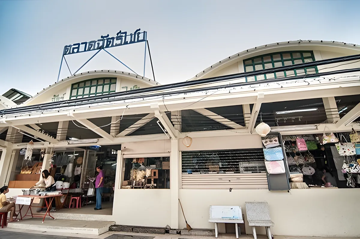 Chatchai Market