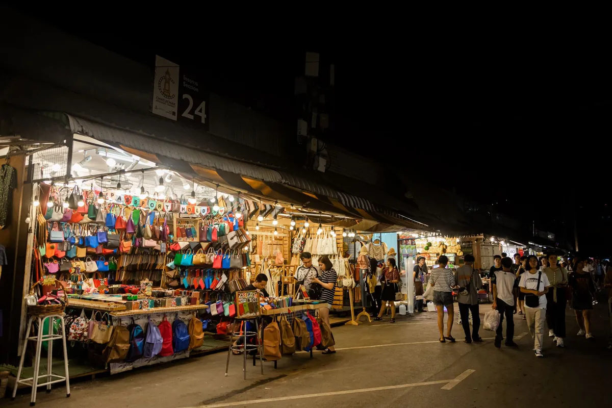 Chatuchak Weekend Market — photo 2