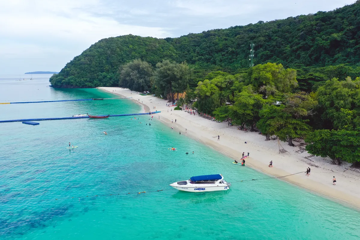 Coral Island (Koh He)
