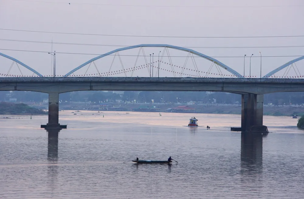 Dechatiwong Bridge — photo 3