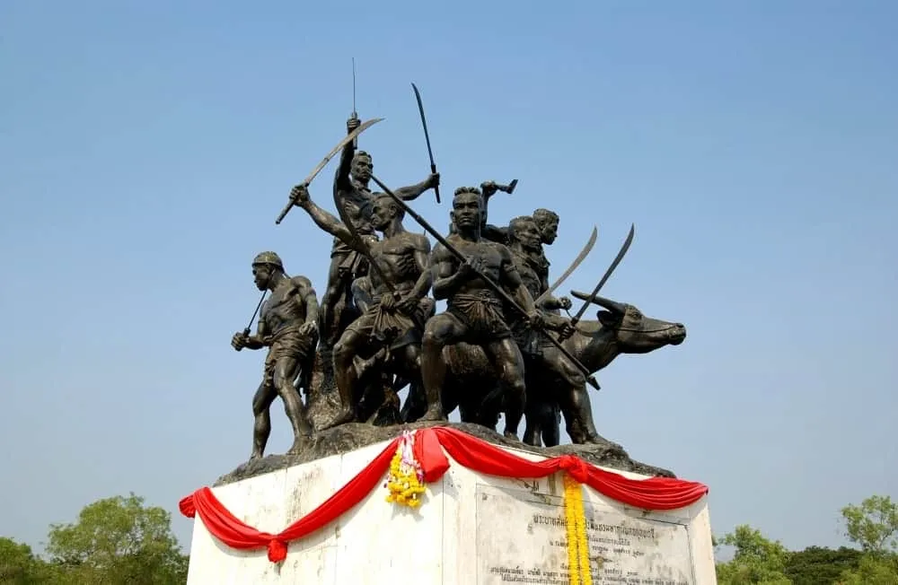 Heroes of Khai Bang Rachan Monument and Khai Bang Rachan Park