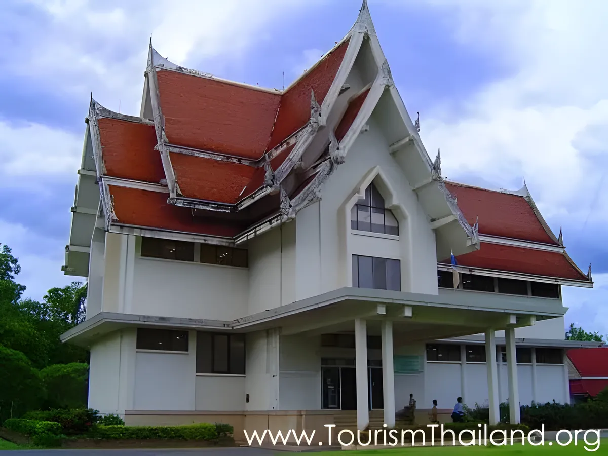 Kamphaeng Phet National Museum