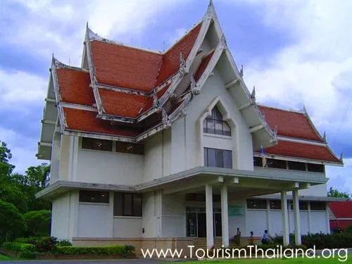 Kamphaeng Phet National Museum