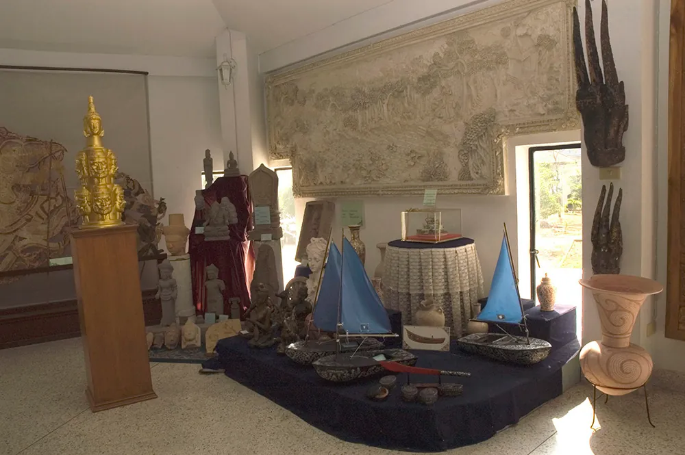 Kanchanapisek Non-formal Education Centre (College in the Palace) — photo 2