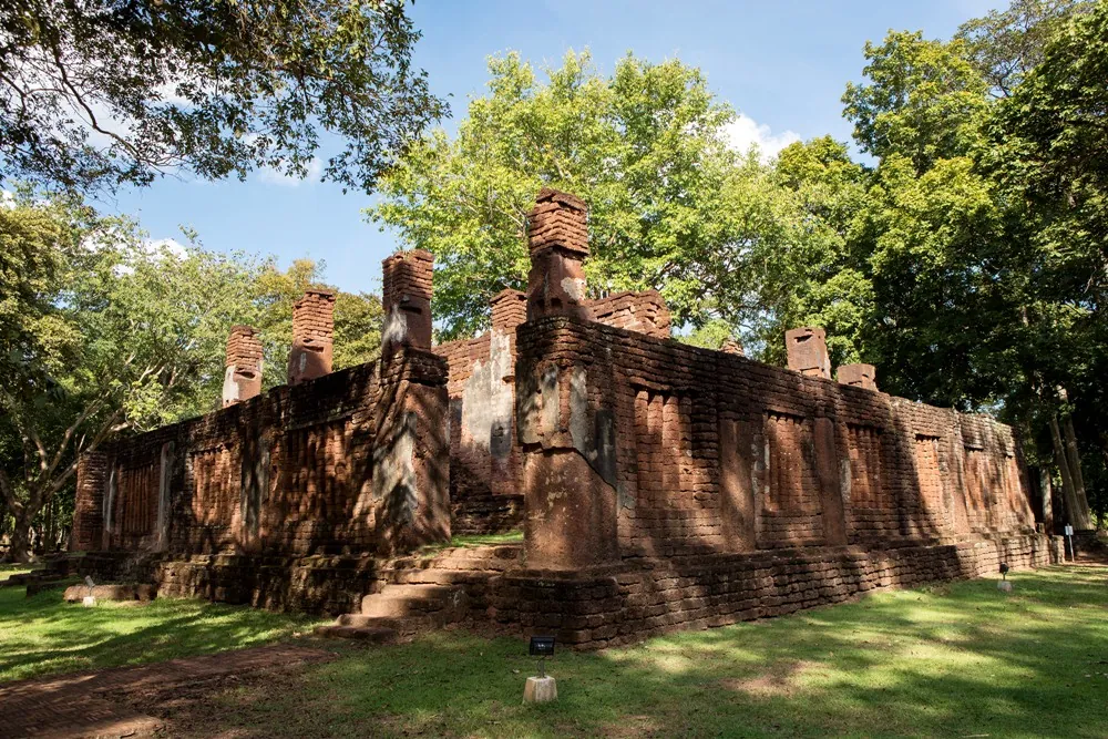 Khamphaeng Phet Historical Park — photo 3