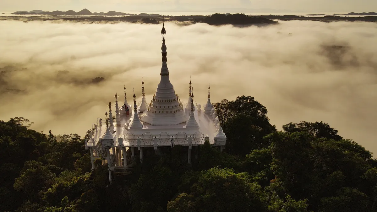 Khao Na Nai Luang Dharma Park