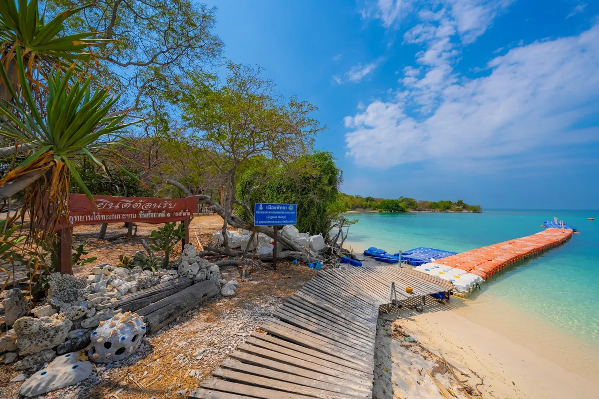 Koh Kham Underwater Park — photo 5