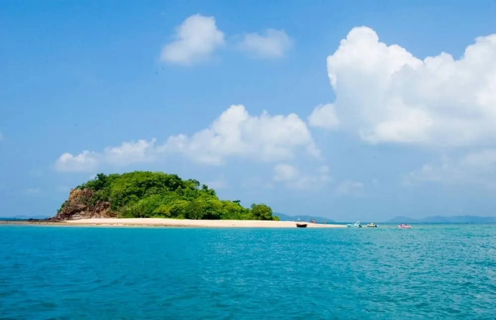 Ko Kruai-Ko Kham-Ko Plai tin