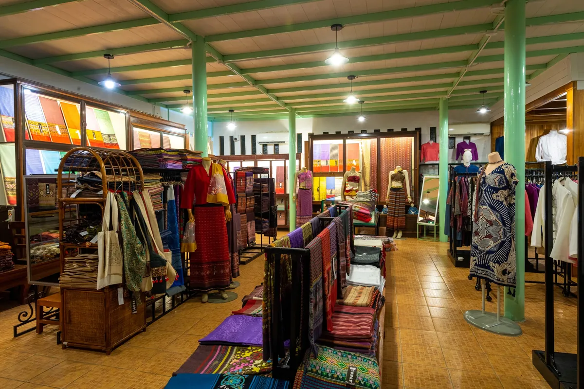 Komol Phaboraan Textile Museum — photo 5