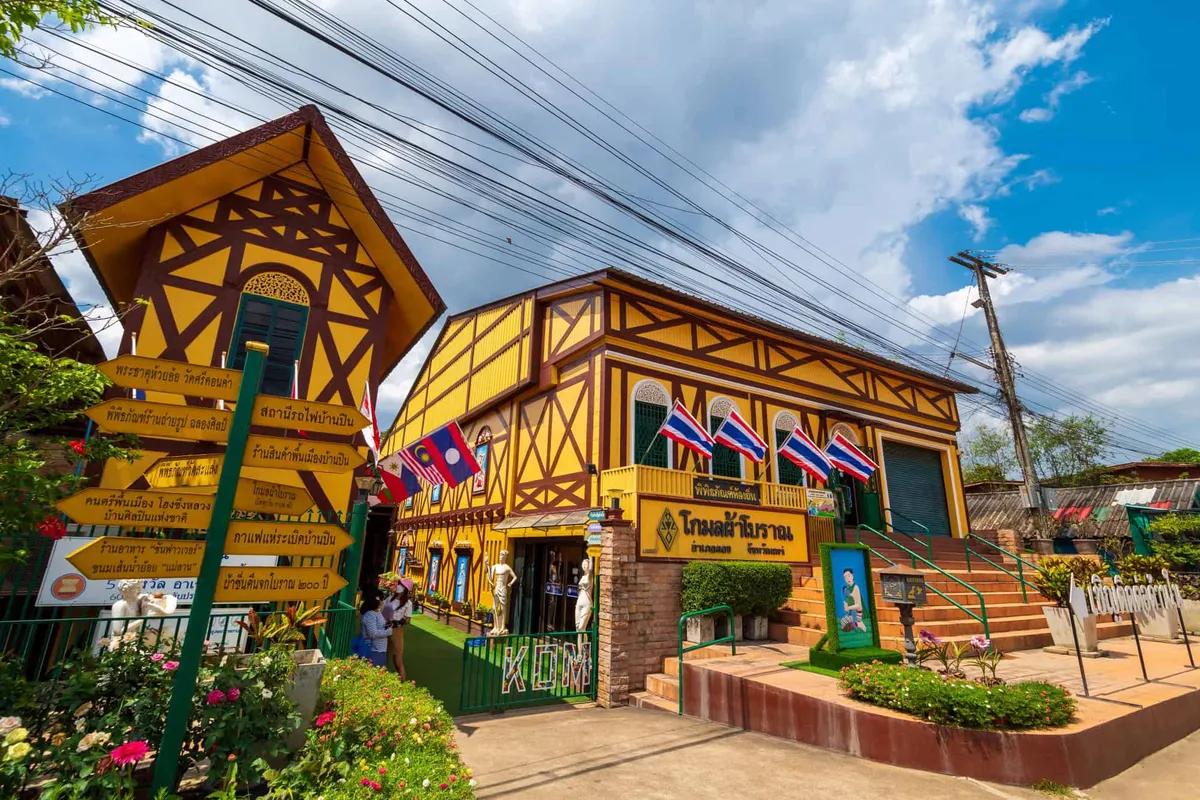 Komol Phaboraan Textile Museum