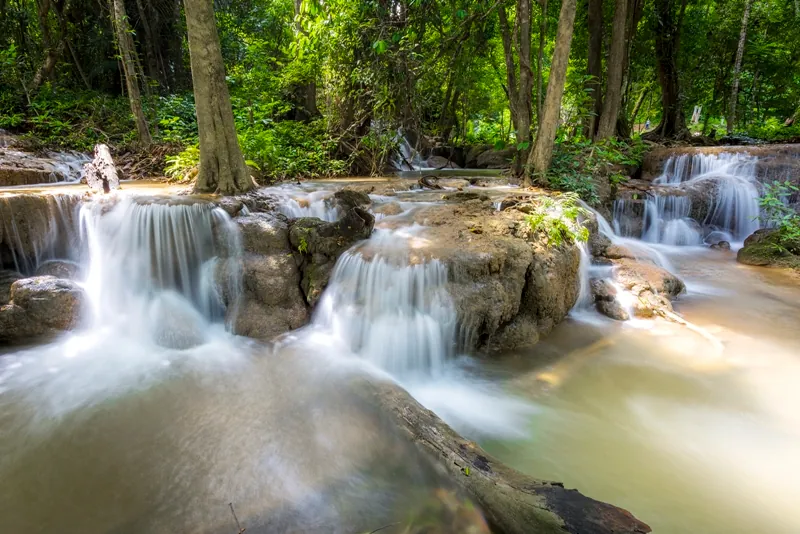 Kroeng Krawia Waterfall — photo 2
