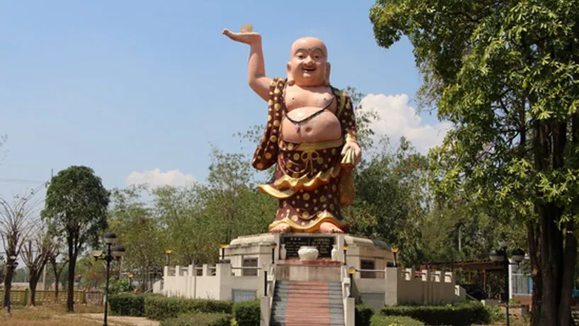 Kuan Yin Statue Wat Tung Samor — photo 3