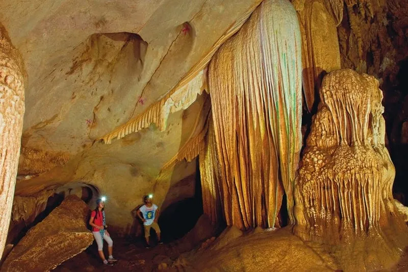 La Wa Cave
