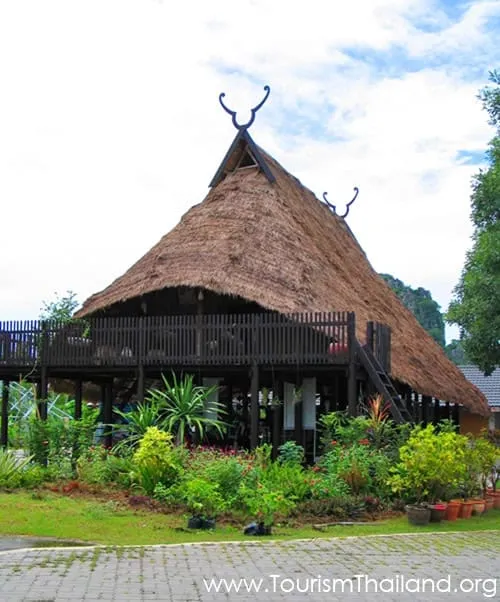Lao Song (Thai Song Dam Cultural Centre)