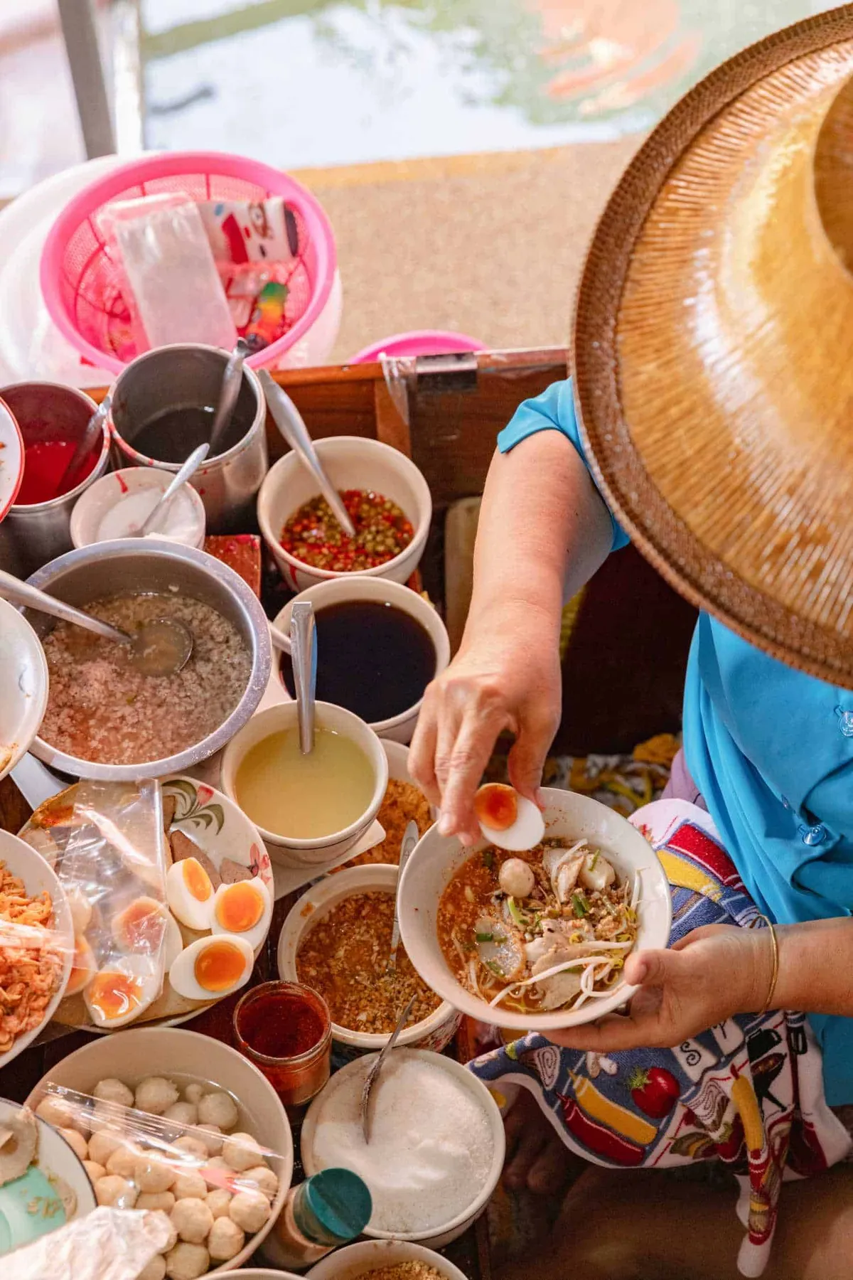 Lao Tak Lak Floating Market