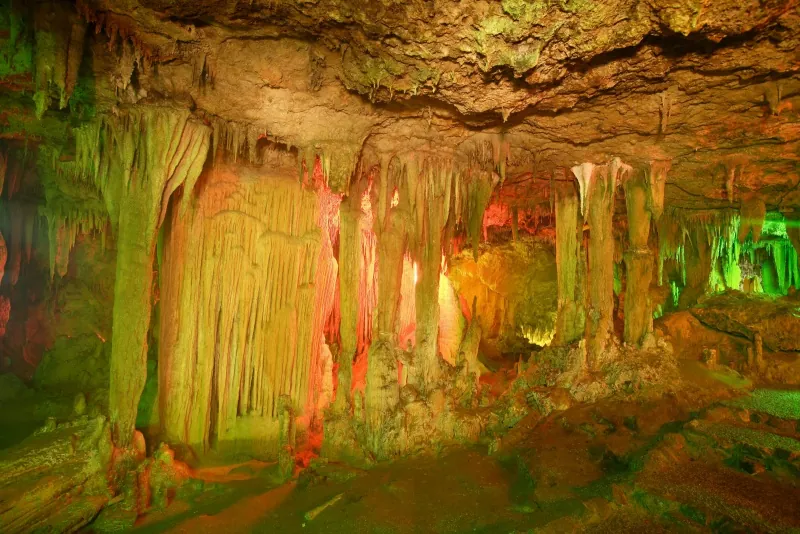 Lay Khao Kob Cave — photo 3