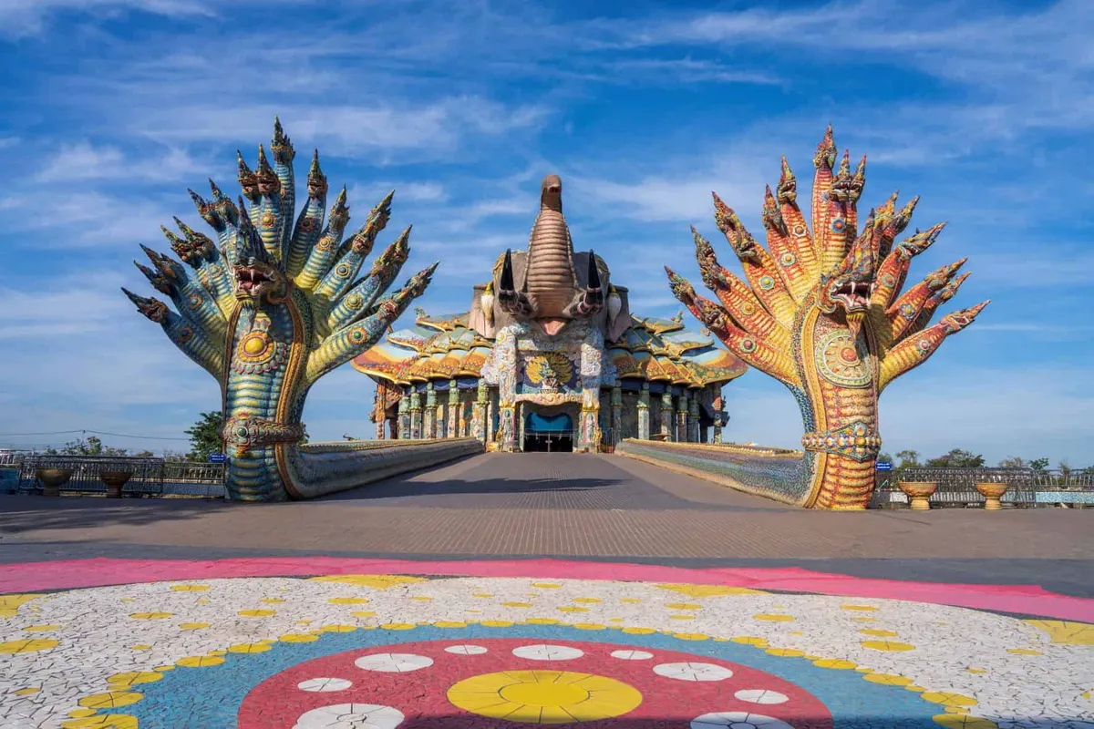 Luang Pho Koon Museum, Wat Ban Rai