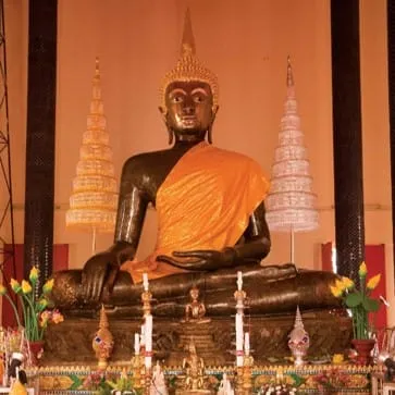 Luang Pho Phra Chao Ong Tue