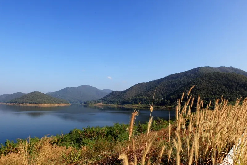 Mae Kuang Udom Thara Dam — photo 2