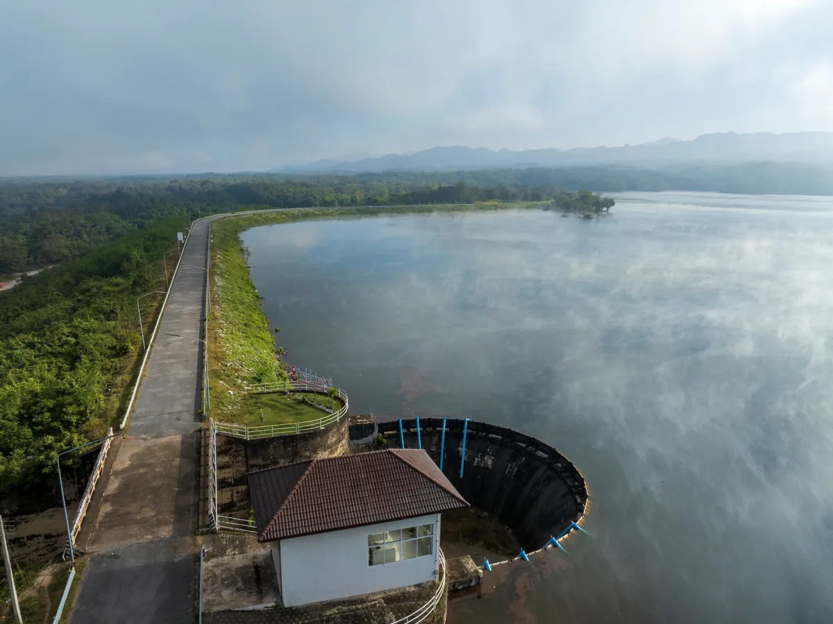 Mae Man Reservoir — photo 3
