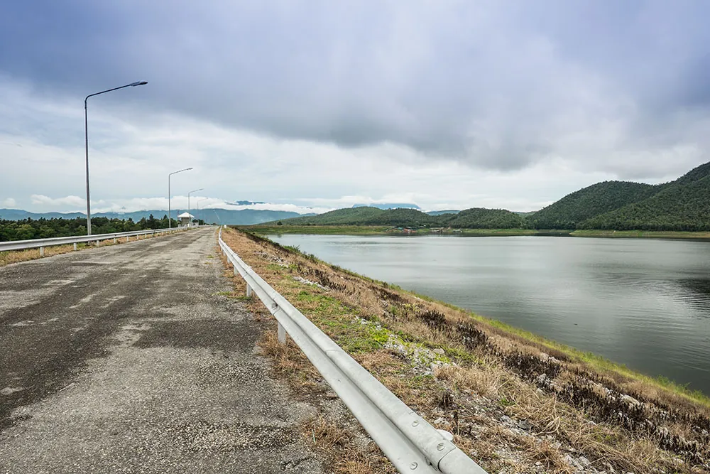 Mae Ngud Somboon Chon Dam
