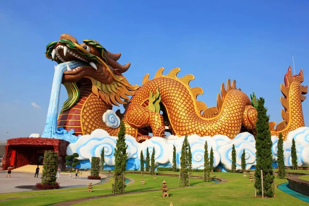 Museum of the Descendants of the Dragon (Heaven Dragon Park)