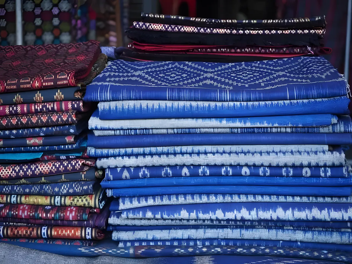 Na Kha Clothes Market