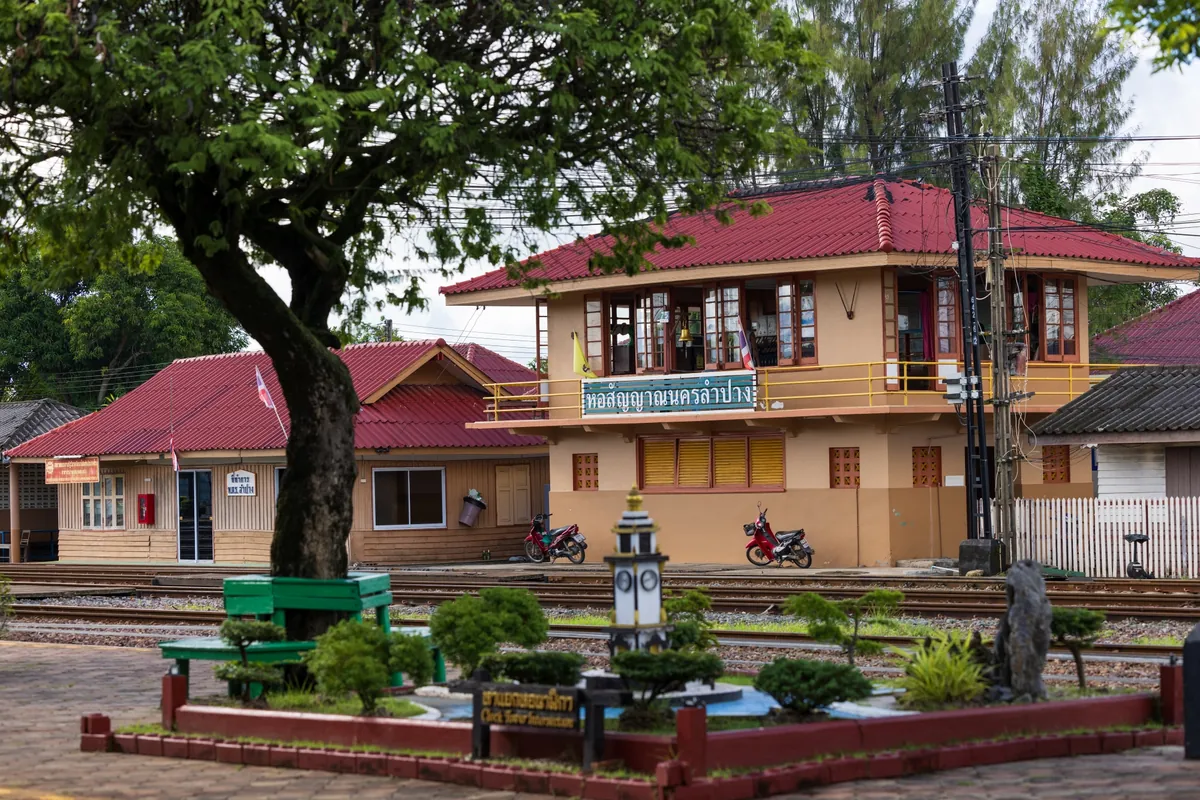 Nakhon Lampang Railway Station — photo 2