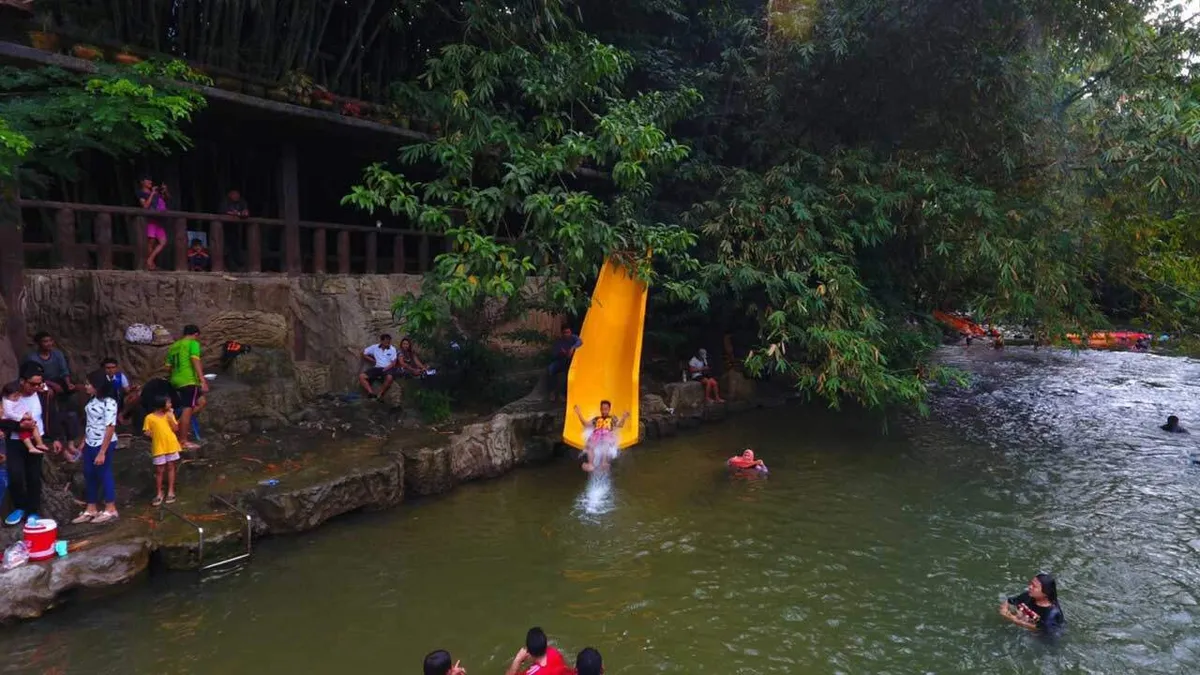 Nan Mot Daeng Rafting