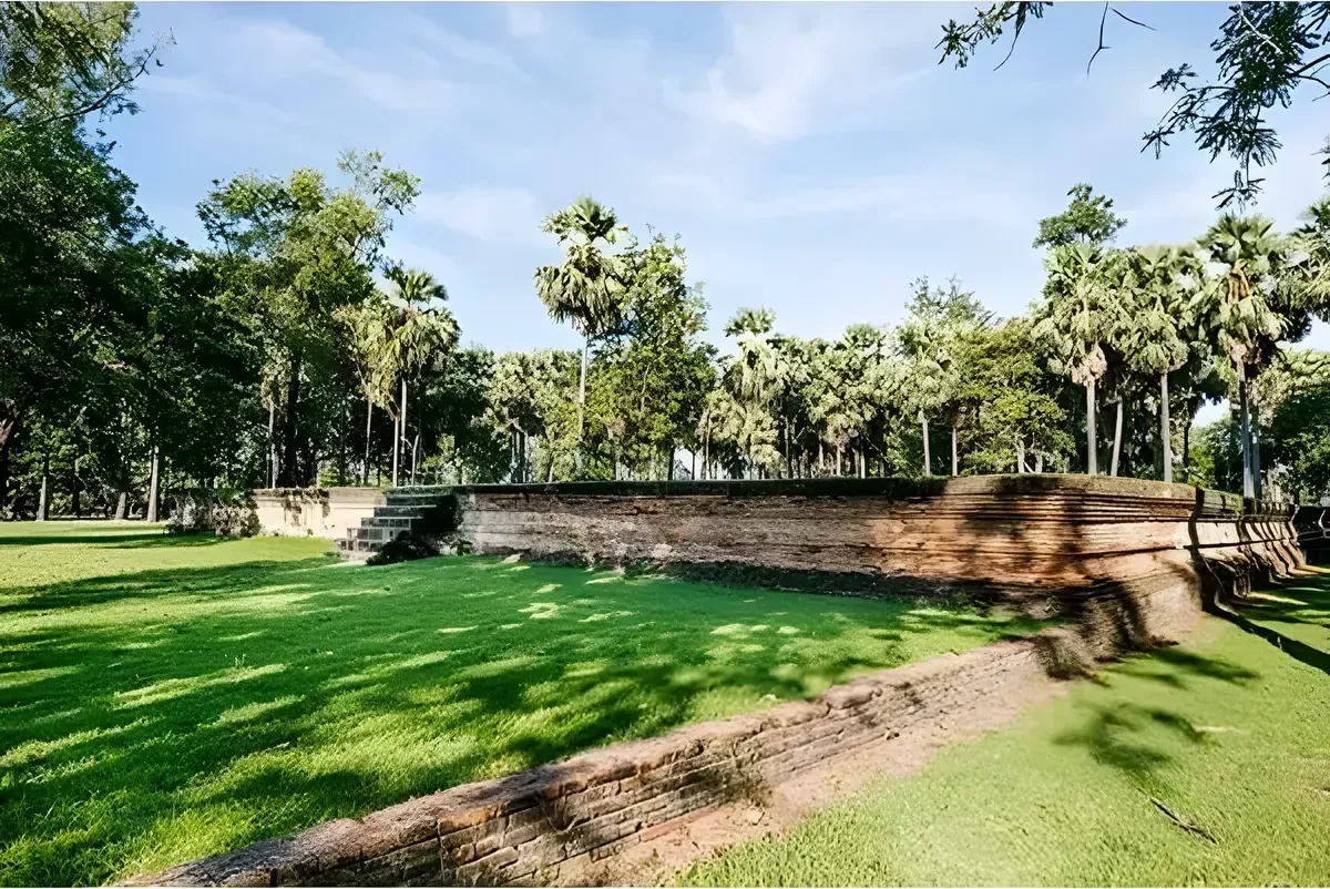 Noen Prasat