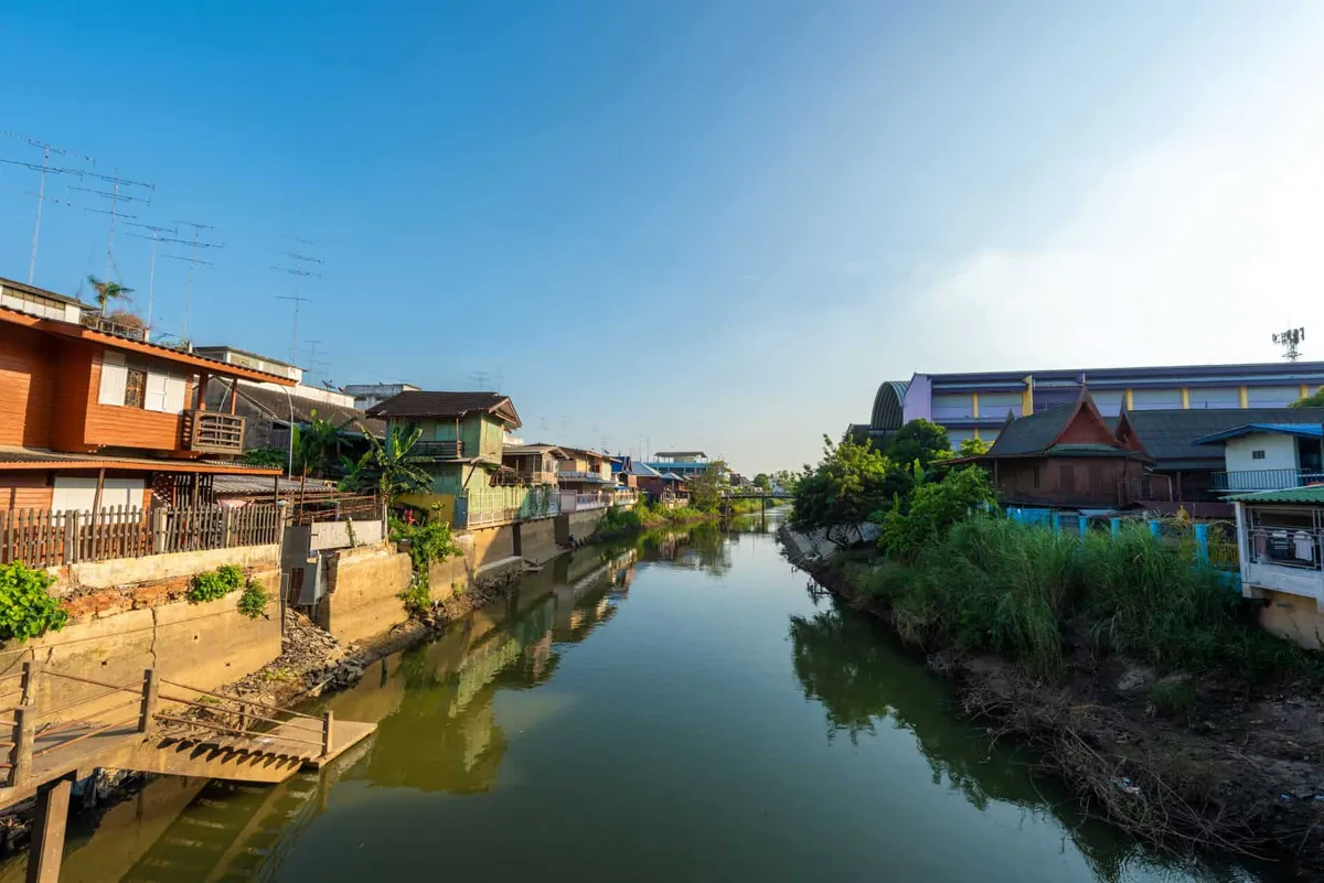 Old Town by Phetchaburi’s River CBT