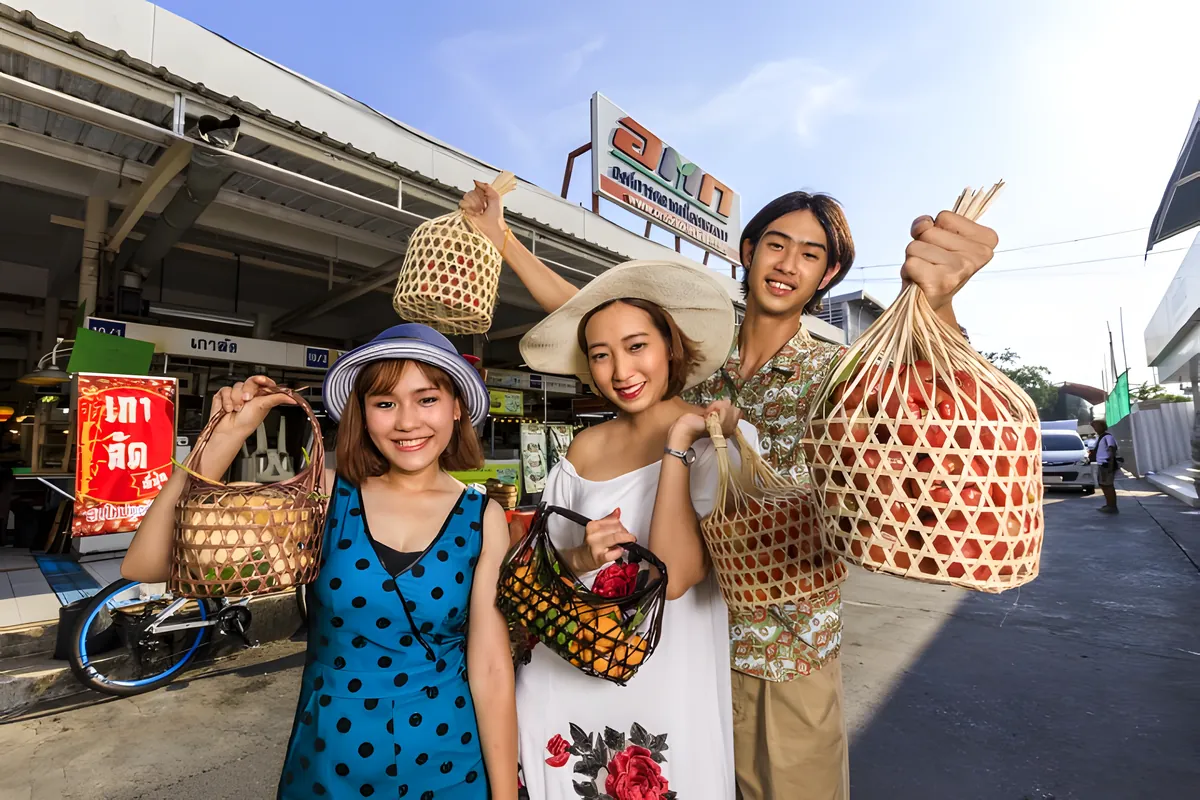 Or Tor Kor Market