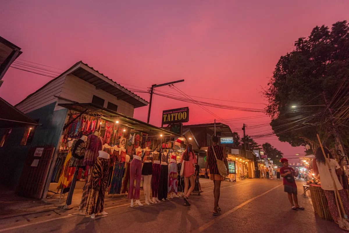 Pai Walking Street — photo 5