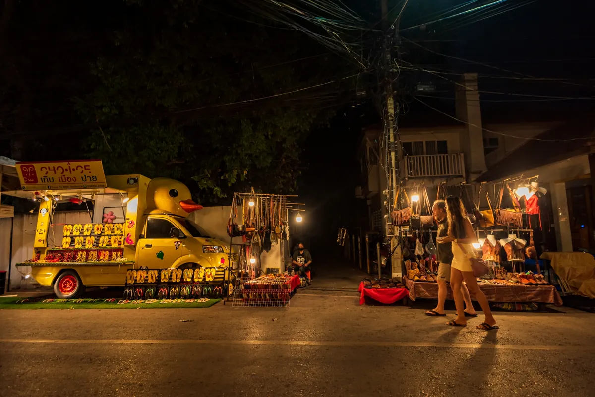 Pai Walking Street — photo 3
