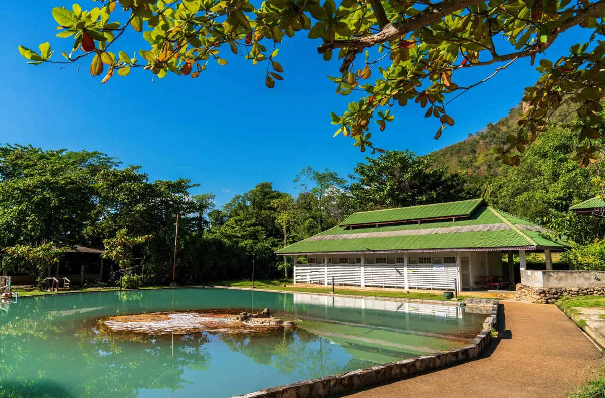 Pha Bong Hot Springs