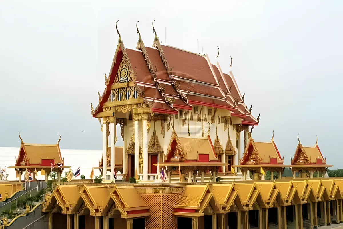 Phanthainorasingh Shrine