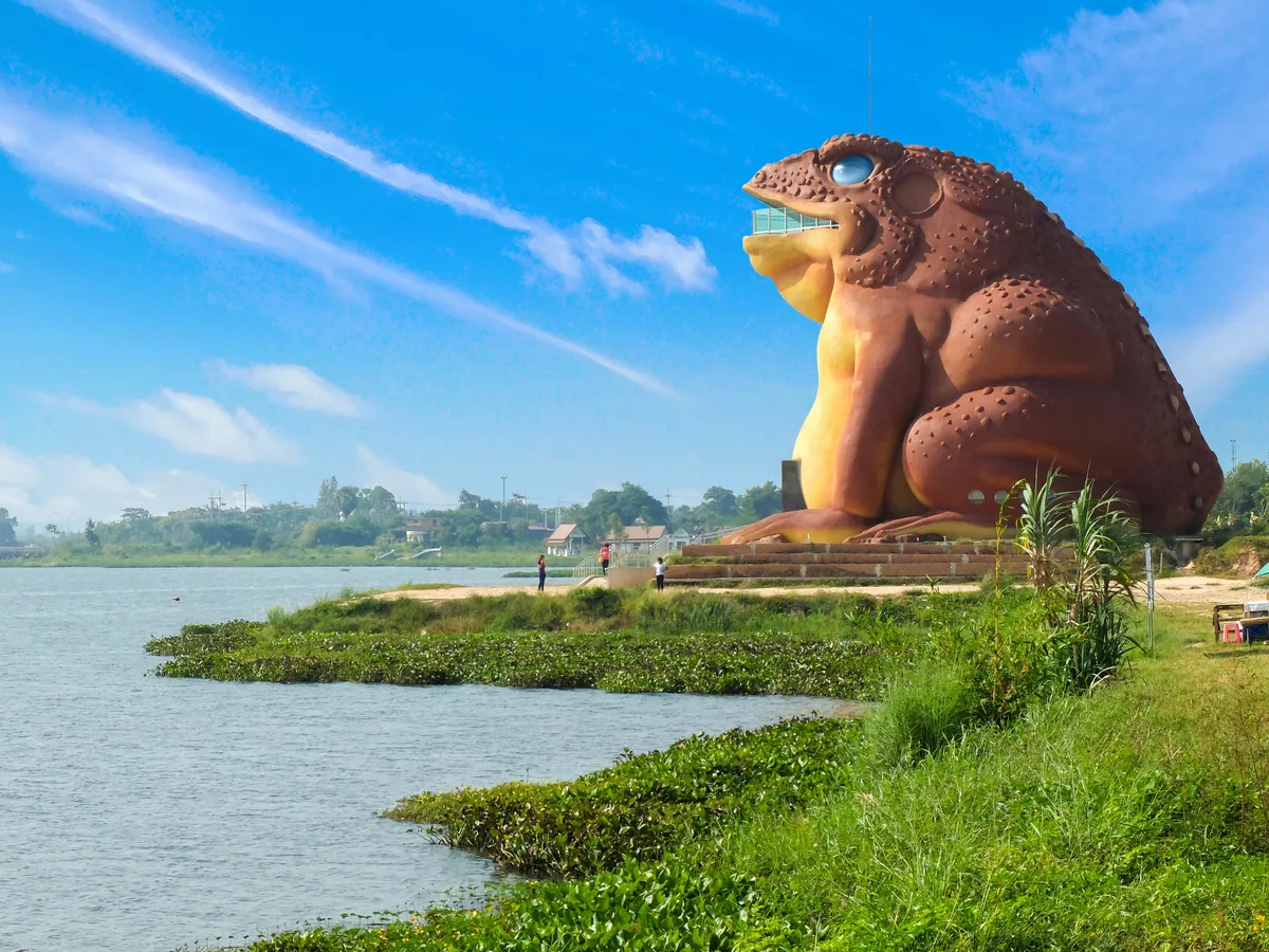 Phaya Thaen Public Park