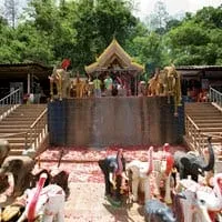 Pho Ta Hin Chang Shrine
