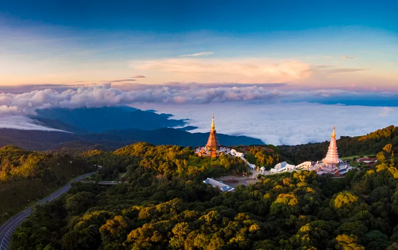 Phra Maha Dhatu Nabha Metaneedol and Phra Maha Dhatu Nabhapol Bhumisiri — photo 2