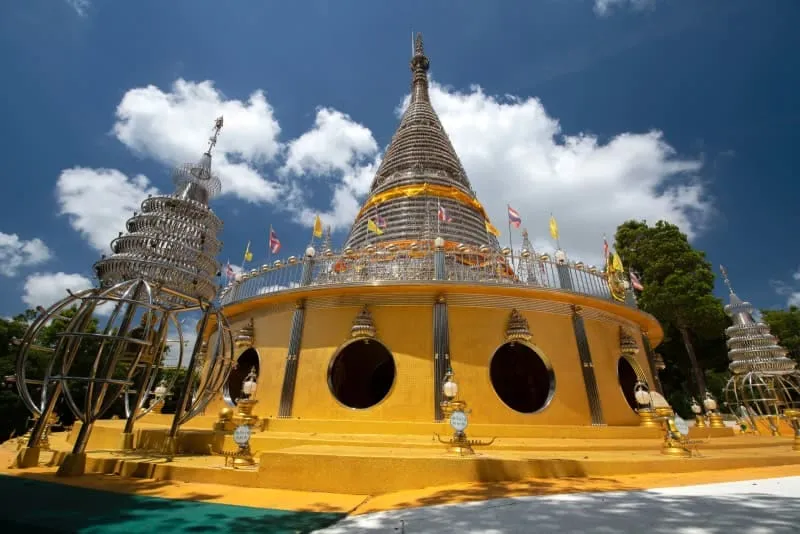 Phra Mahathat Chedi Traiphop Traimongkon