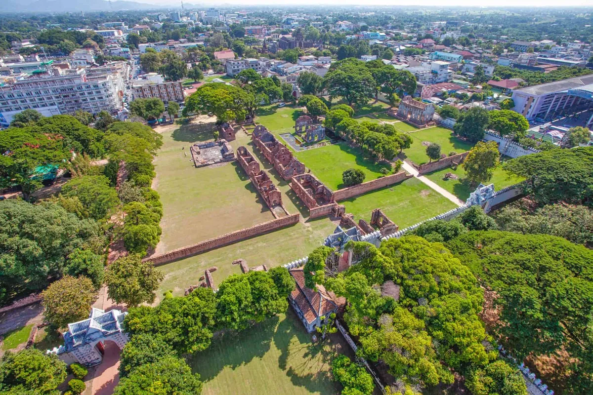Phra Narai Ratchaniwet